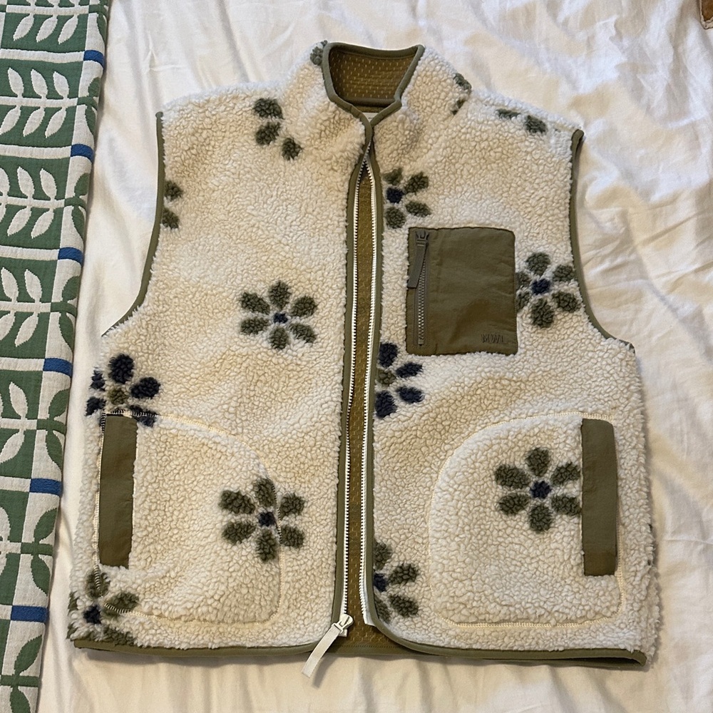 Madewell Floral Sherpa Vest size Medium